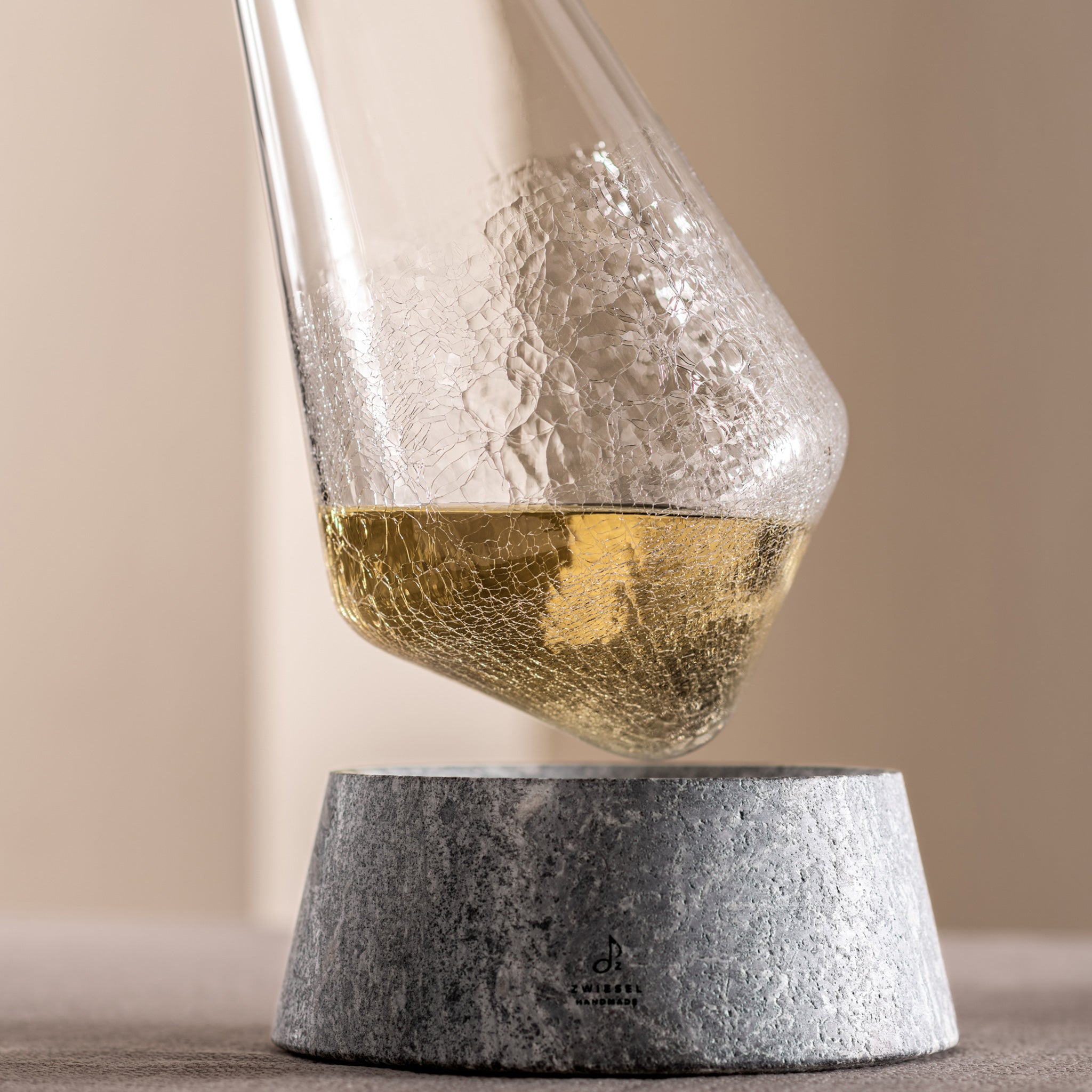 シンビオシス / デカンタ 750ml / ハンドメイド – ツヴィーゼル・ジャパン